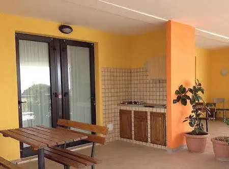 Апарт-отель Borgo Blu Poggio Лацизе